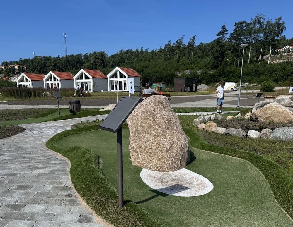 Minigolfbanen på Kungsvik Resort